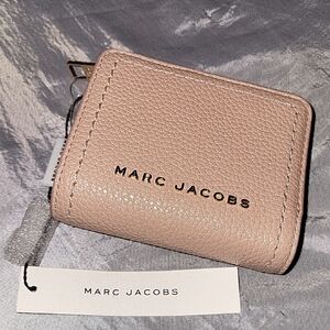 Marc Jacobs Rose Color 624 Leather Wallet Eh